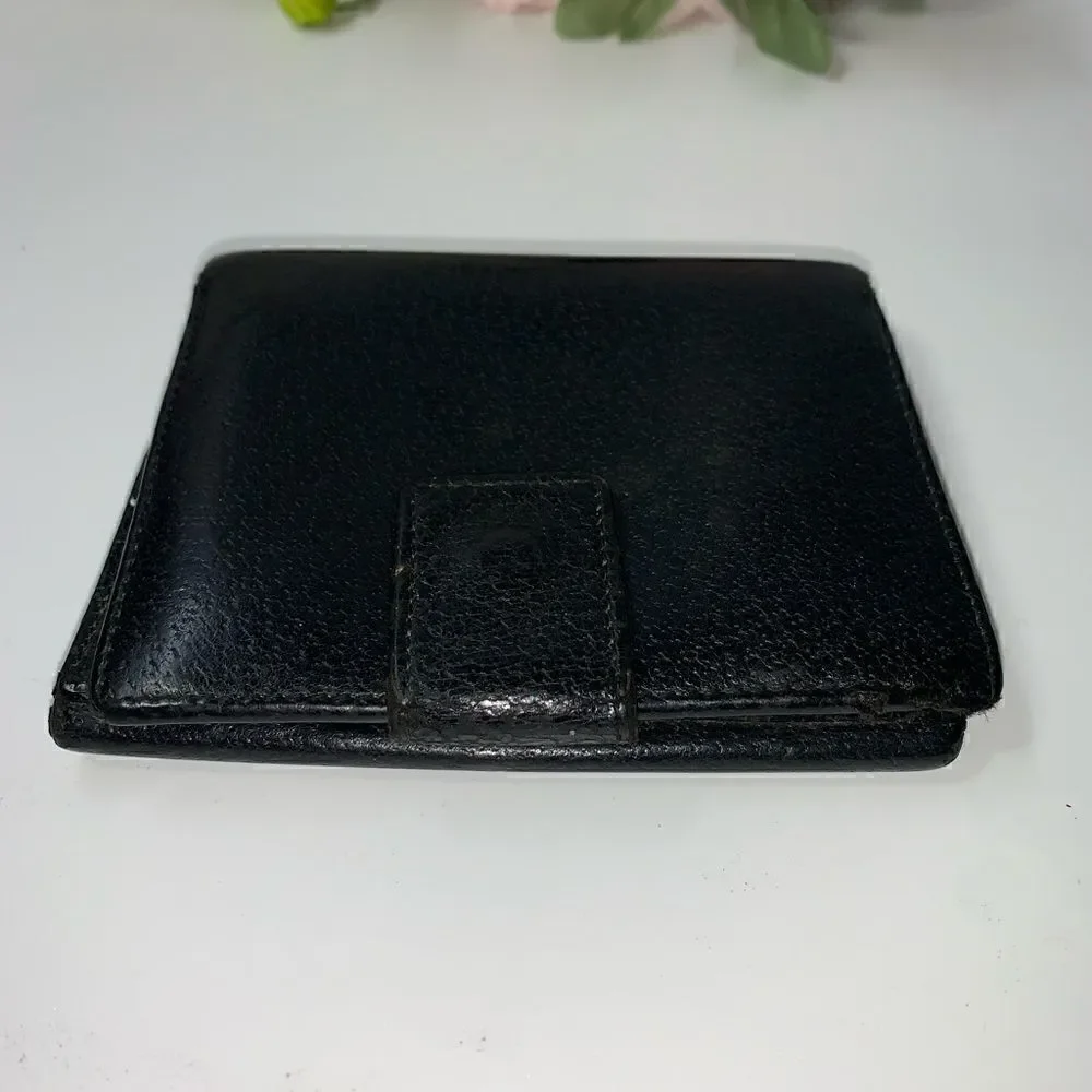 Authentic GUCCI Leather Compact Wallet